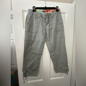 UnionBay Cargo Capris , Tan, Jr Size 3